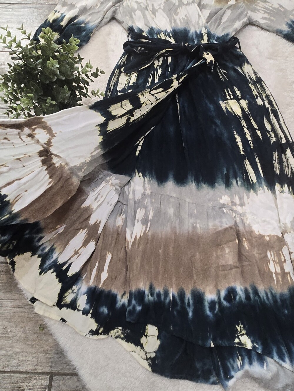Young Fabulous & Broke Jillian Tie Dye Asymmetrical Wrap Boho Midi-Dress, M - Picture 6 of 10
